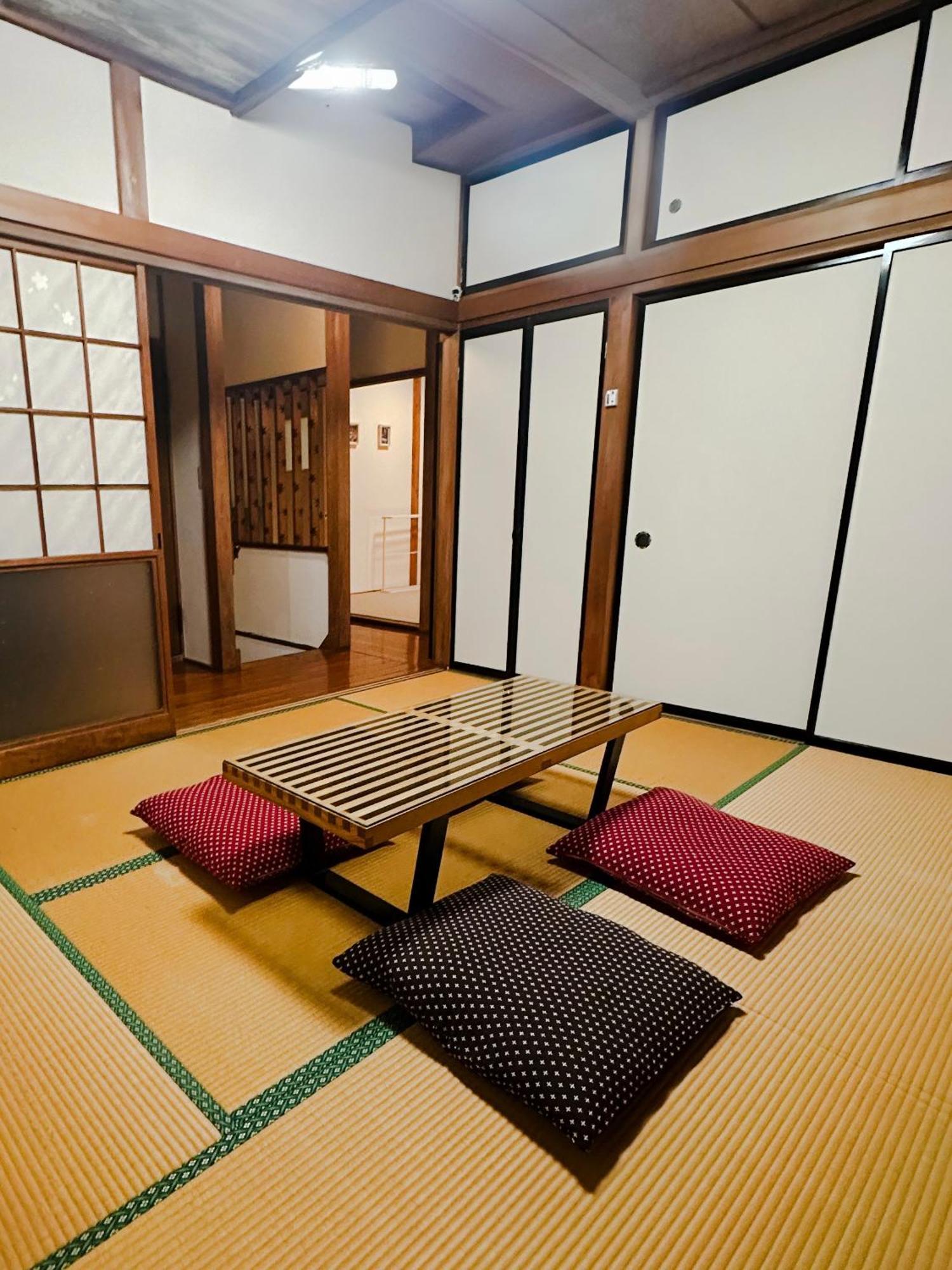 ファミリー仲良しグループ向け貸切宿ともだちハウス 秩父市 エクステリア 写真